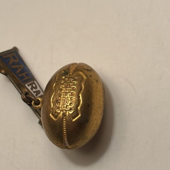 Vintage Rah Rah Rah Gold Tone Blue White Football Banner Pin - Picture 6 of 7